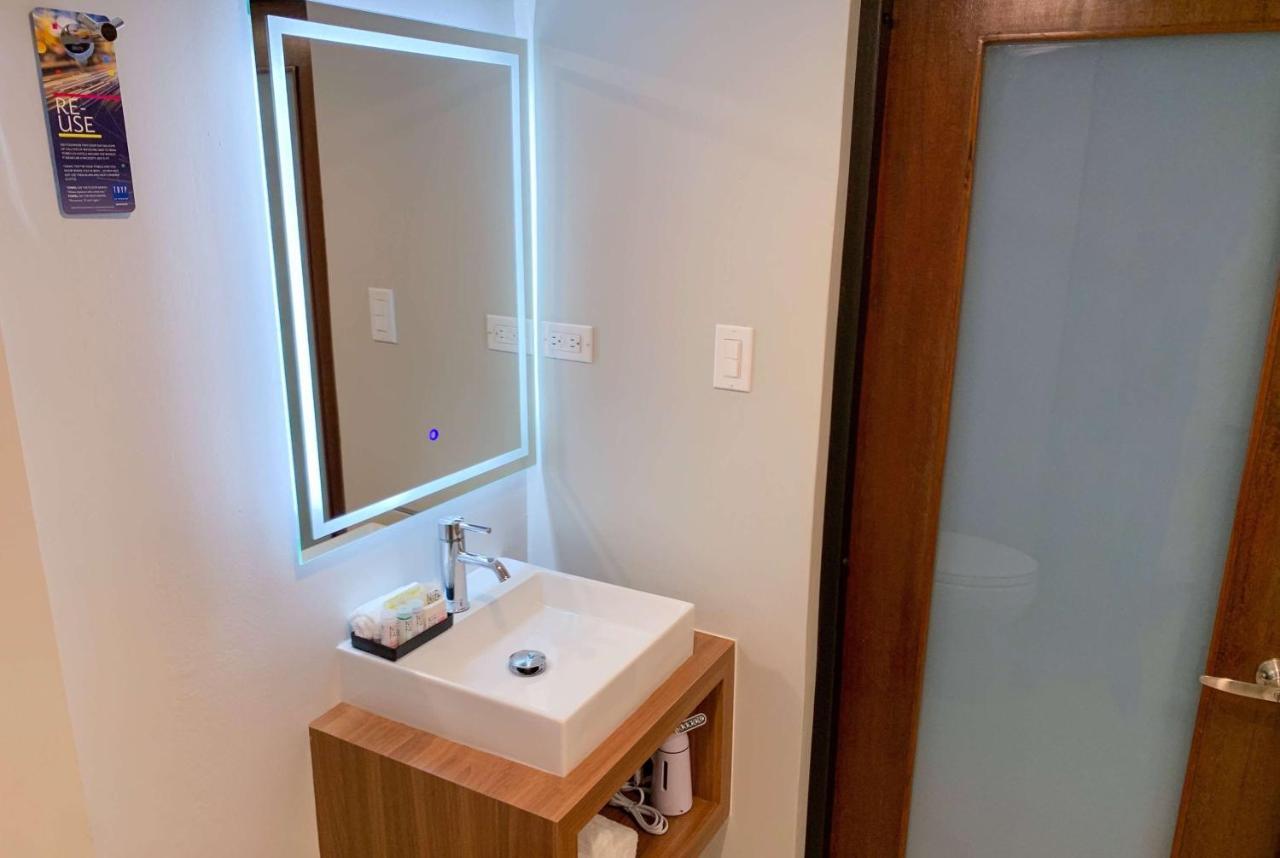 Tryp By Wyndham Mayaguez Exterior photo